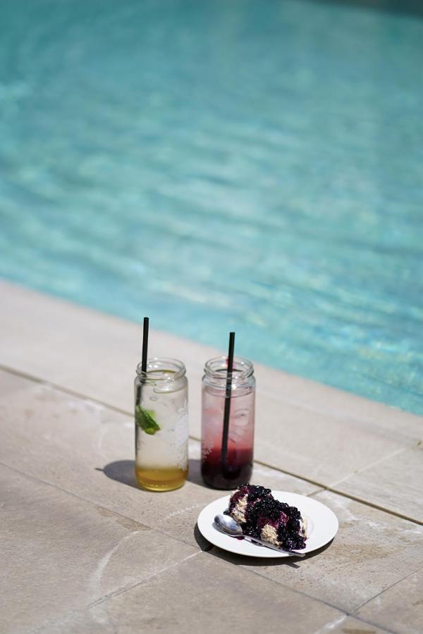 Guest House Wishmore บันยา ภายนอก รูปภาพ