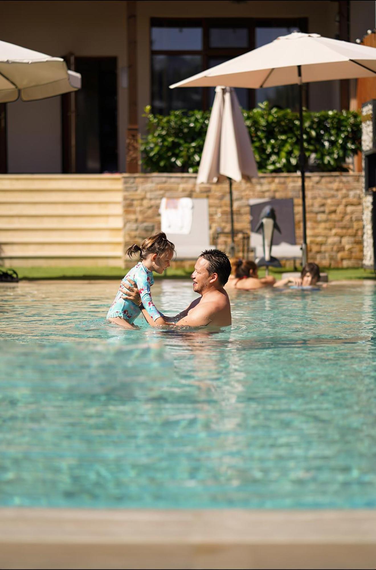 Guest House Wishmore บันยา ภายนอก รูปภาพ